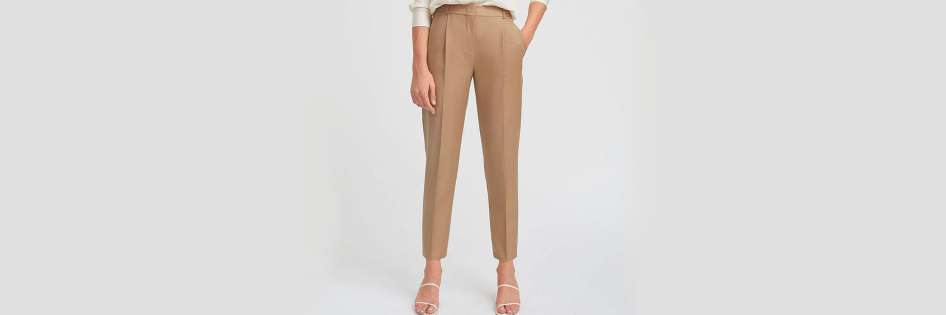 Pantaloni chino da donna