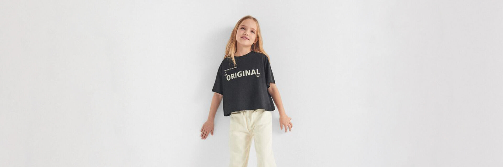 T-shirt e top firmati, da bambina a prezzi Outlet